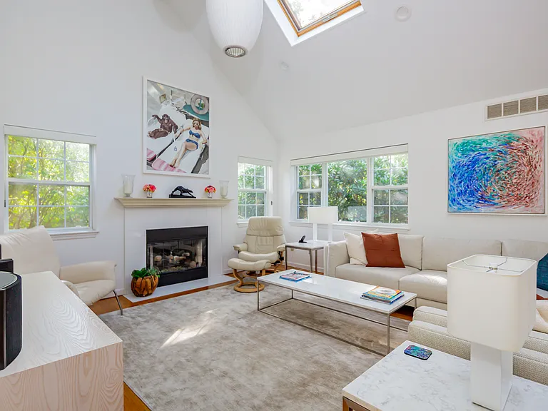 39 Wooded Oak Ln — Photo 5