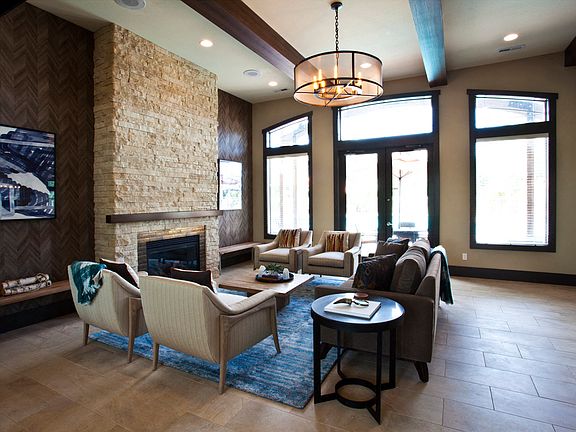 Comfortable Lounge Areas
