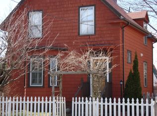 84 Pine St, Swampscott, MA 01907