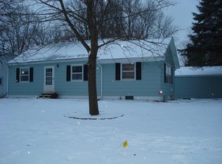 6111 49th St N, Oakdale, MN 55128