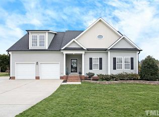 245 Atkins Place Cir, Fuquay Varina, NC 27526