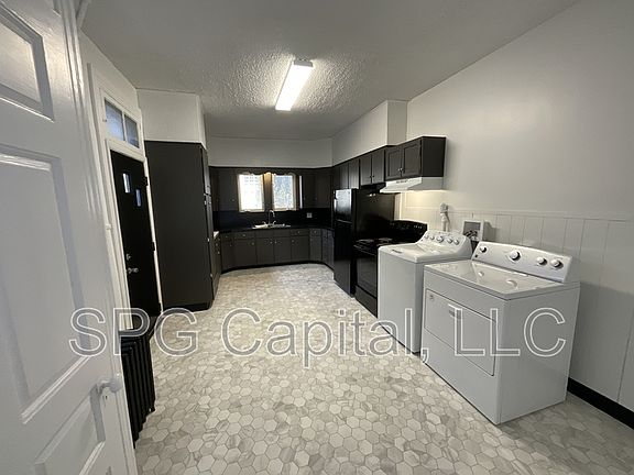 4th image of 459 Salem Ave