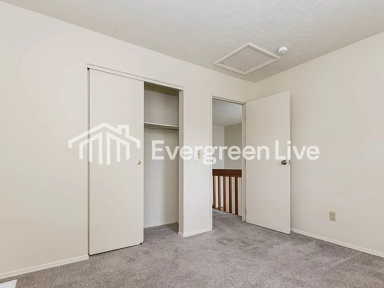 9730 Nettleton Park — Photo 12