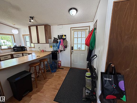5th image of 4202 45th St #32