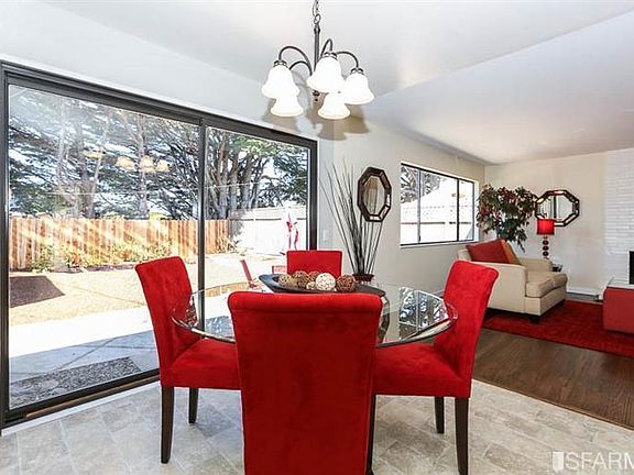 5th image of 2470 Toyon Way