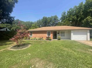 1605 Dearing Rd, Memphis, TN 38117