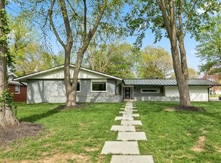 2528 S Catalina Ave, Springfield, MO 65804