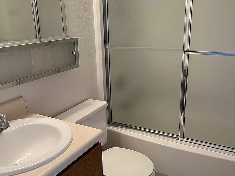 147 Brookfield Court — Photo 5