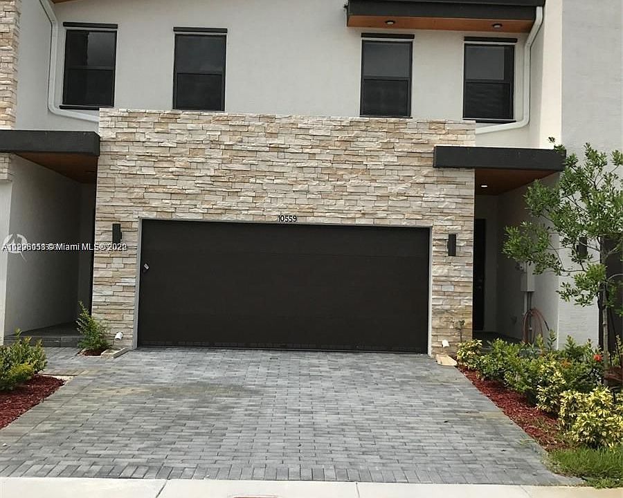 1st image of 10559 NW 78th Ter