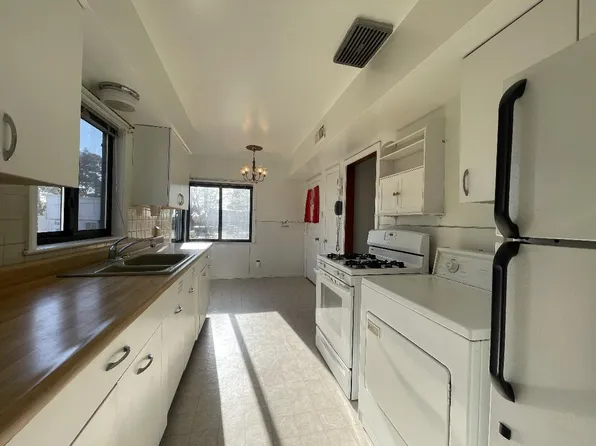 2157 35th St APT A, Los Alamos, NM 87544