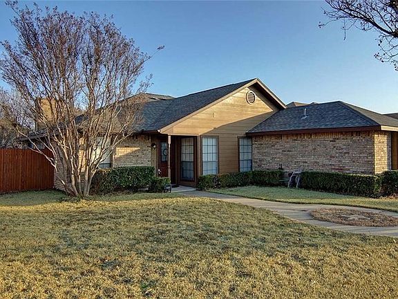 2nd image of 218 Nunez Dr