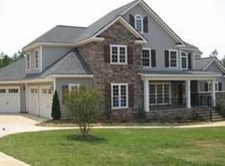 140 Summerwind Dr, Mooresville, NC 28117