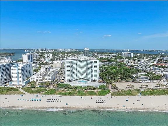 4th image of 7135 Collins Ave APT 1033