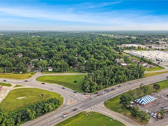 2nd image of 100 SE Aa Hwy