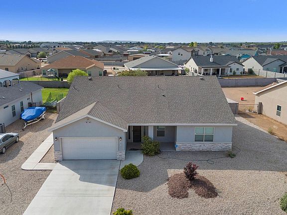 2nd image of 1014 Murray Dr