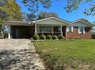 1411 Timberlane Dr SE, Cullman, AL 35055