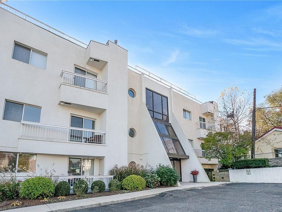 1st image of 190 Schofield Street #1B
