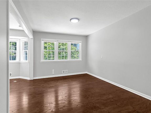 5th image of 6217 Crisp Ave