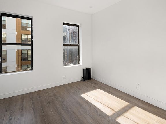 4th image of 172 W 109th St APT 4R