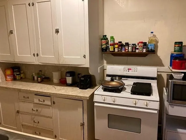 1845 Portland Ave #1 — Photo 9