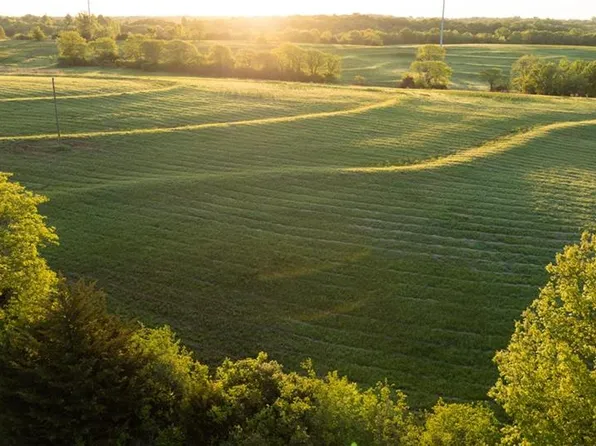 W Murry Rd, Lawson, MO 64062