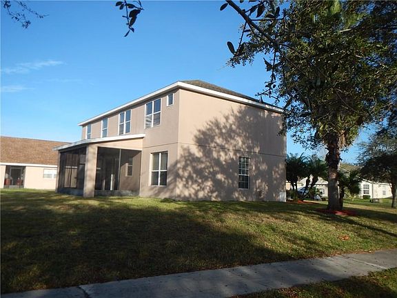 3rd image of 138 Southampton Dr