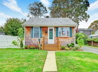 47 Jerome Ave, West Babylon, NY 11704