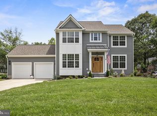 751 Sharretts Ln, Arnold, MD 21012
