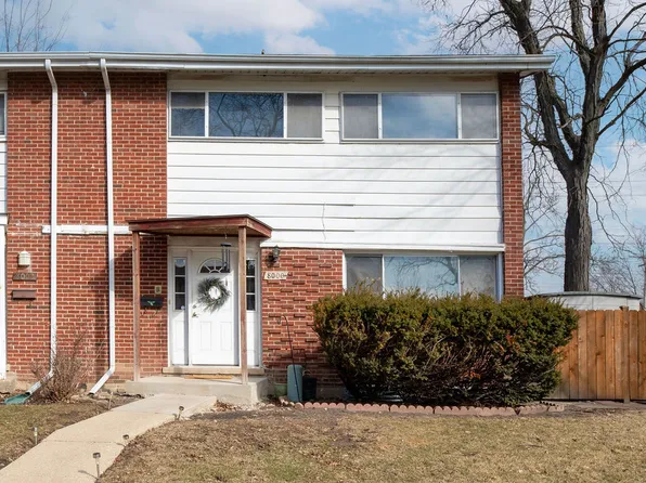 8000 W Lyons St, Niles, IL 60714