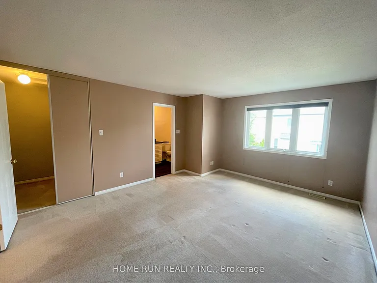 251 Meadowbreeze Dr — Photo 20