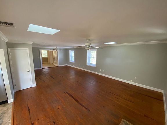 4th image of 1314 Belgrade Ave