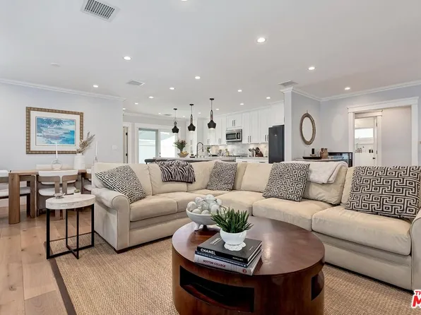 7404 Kentwood Ave, Los Angeles, CA 90045