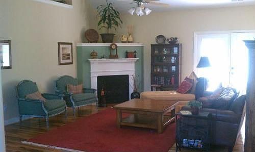 2nd image of 222 Holly Tree Cir