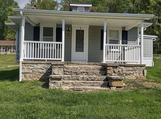 105 Dunlap Ln, Coatesville, PA 19320
