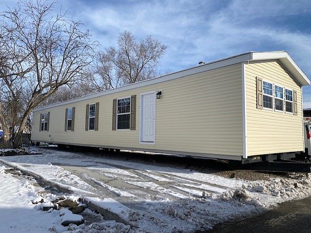 2nd image of 1095 Testa Dr
