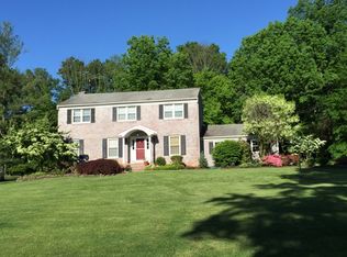 22 Franklin Dr, Basking Ridge, NJ 07920