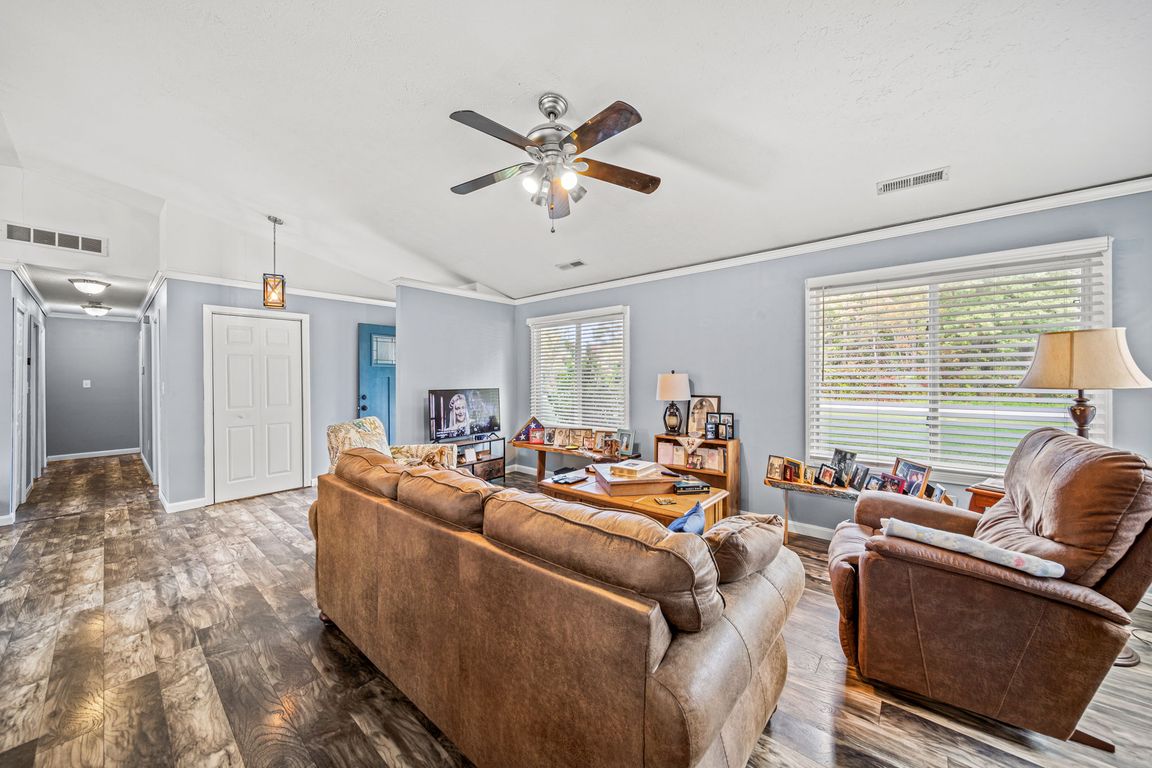 next background image