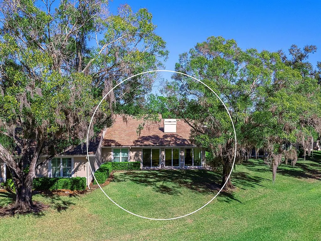3 bed, 2.5 bath, 2730 sqft, $5,400 — Photo 3