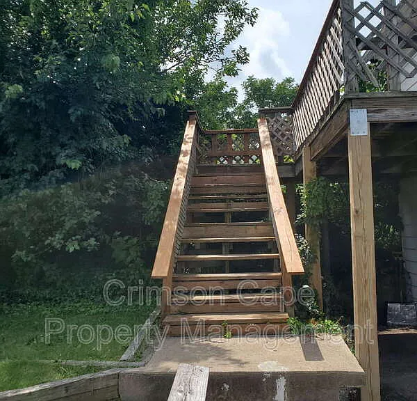 108 Grove St #2 — Photo 2