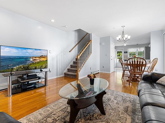 4th image of 184 Hancock St APT F