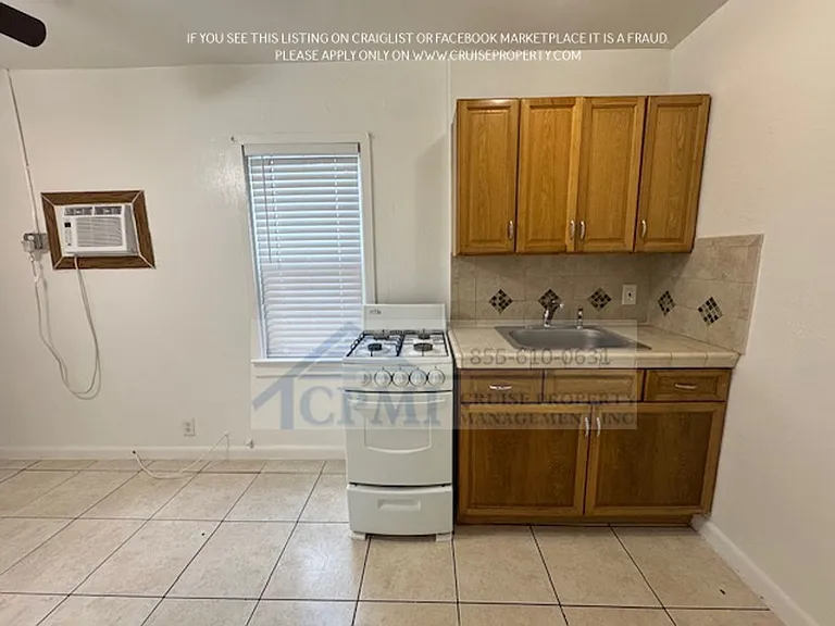 1822 Dixianna St Hollywood, FL 33020 — Photo 8