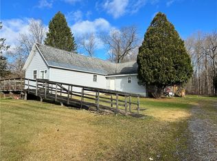 10 Elderberry Ln, Central Square, NY 13036