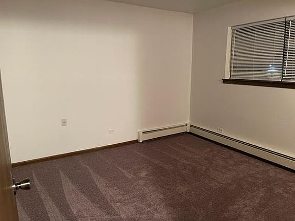 5th image of 442 E Glenwood Dyer Rd #1
