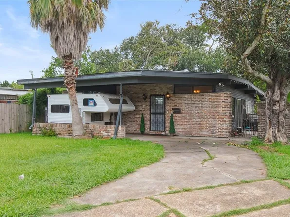 16 Brentwood Dr, Metairie, LA 70003