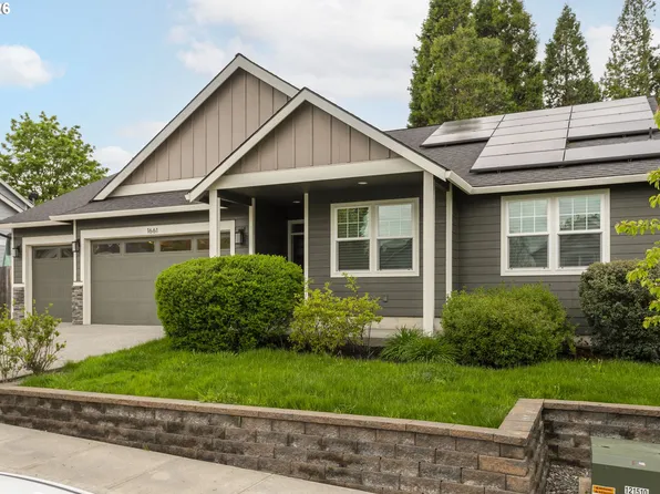 1661 NE Barnes Ln, Gresham, OR 97030