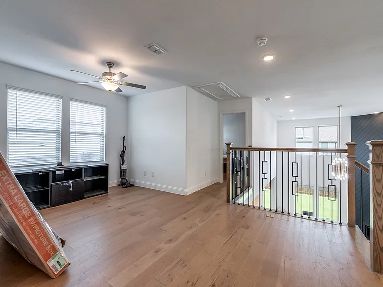 1701 Rain Lily St — Photo 18