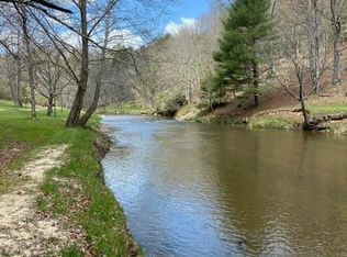 152 Rainbow Trout Ln, Woodlawn, VA 24381