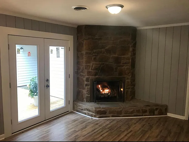 2232 S Berrys Chapel Rd — Photo 8