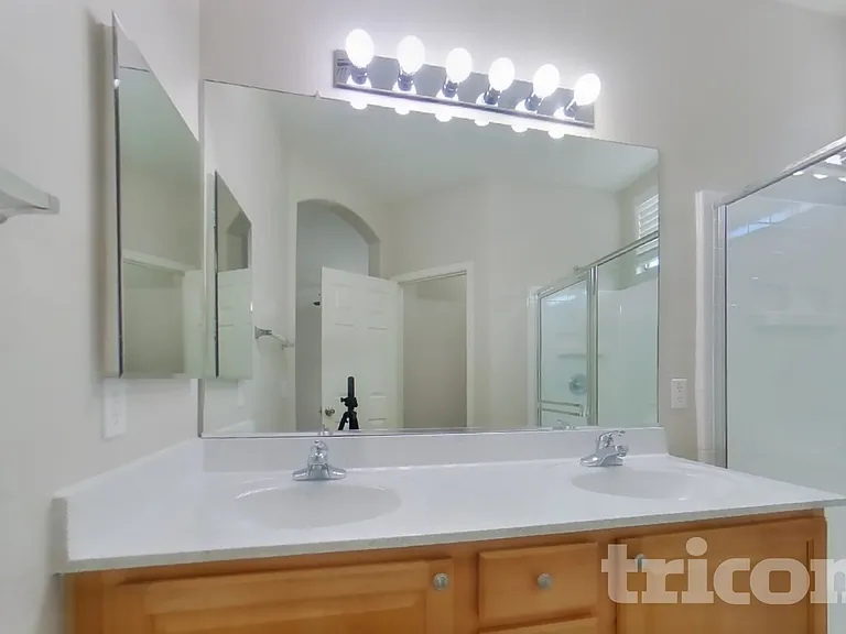 14621 W Ventura St — Photo 9