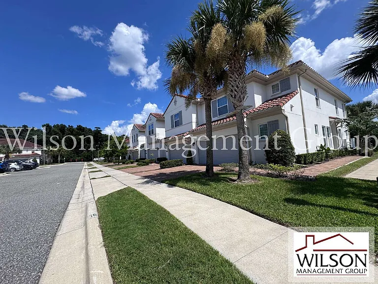 2518 Cagliari Ln — Photo 45